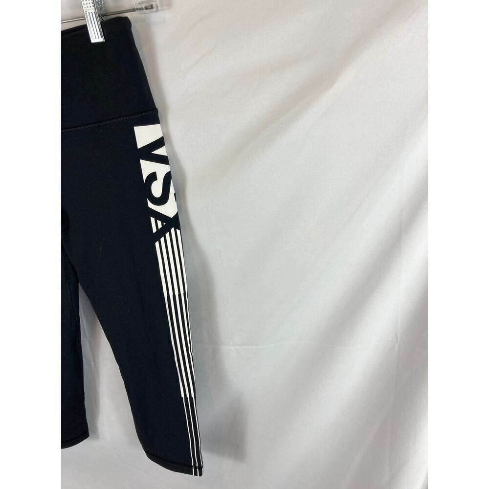 VSX Sport Knockout Crop Leggings Size Small Black Graphic - Picture 2 of 6
